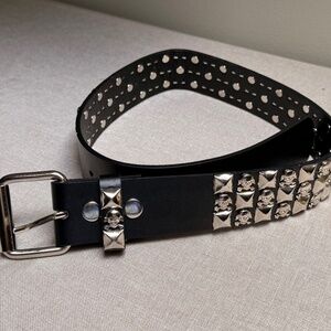 Hot Topic Skull Pirate Punk Studded Black Belt Size  XS